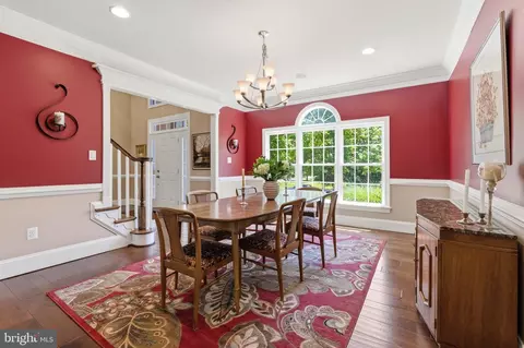 Dining - 19313 Cissel Manor Dr, Poolesville, MD 20837 photo 2 of 2