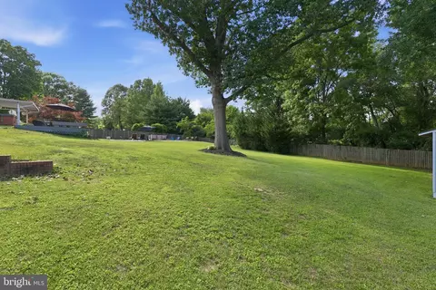 Exterior - 512 Copley Ln, Silver Spring, MD 20904 photo 7 of 18