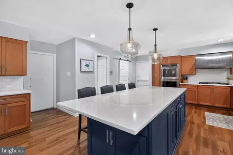 Kitchen - 512 Copley Ln, Silver Spring, MD 20904 photo 2 of 6