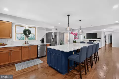 Kitchen - 512 Copley Ln, Silver Spring, MD 20904 photo 4 of 6