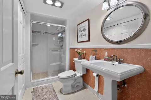 Bath - 512 Copley Ln, Silver Spring, MD 20904 photo 5 of 5