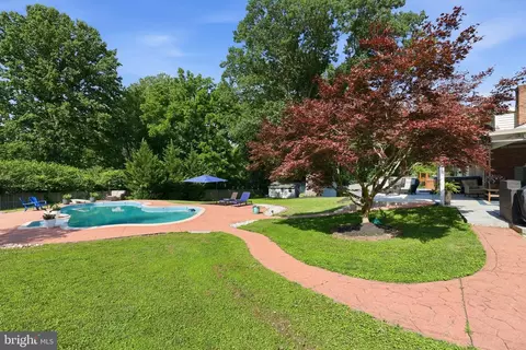 Exterior - 512 Copley Ln, Silver Spring, MD 20904 photo 11 of 18