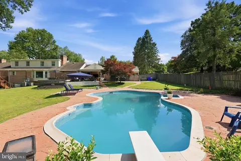 Exterior - 512 Copley Ln, Silver Spring, MD 20904 photo 12 of 18