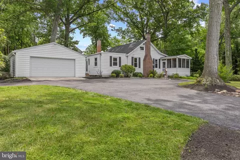 13777 Notley Rd, Silver Spring, MD 20904