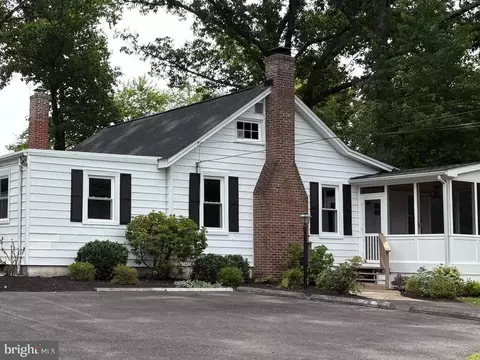13777 Notley Rd, Silver Spring, MD 20904