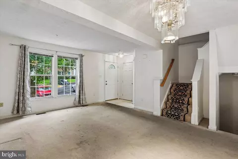 Living - 66 Shadowridge Ct, Olney, MD 20832 photo 5 of 7