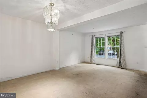 Living - 66 Shadowridge Ct, Olney, MD 20832 photo 4 of 7