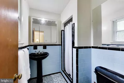 Bath - 9210 Worth Ave, Silver Spring, MD 20901 photo 1 of 3