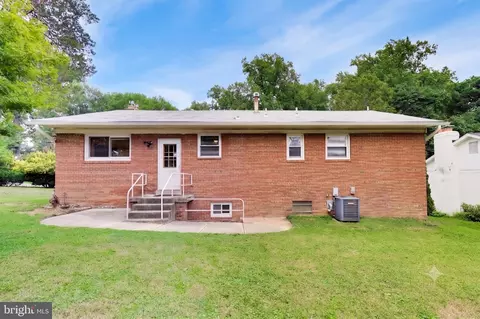 Exterior - 9210 Worth Ave, Silver Spring, MD 20901 photo 5 of 11