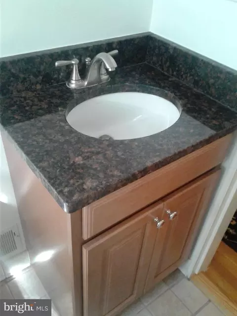 Bath - 12030 Valleywood Dr, Silver Spring, MD 20902 photo 2 of 5