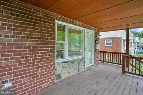 Exterior - 12030 Valleywood Dr, Silver Spring, MD 20902 photo 7 of 8