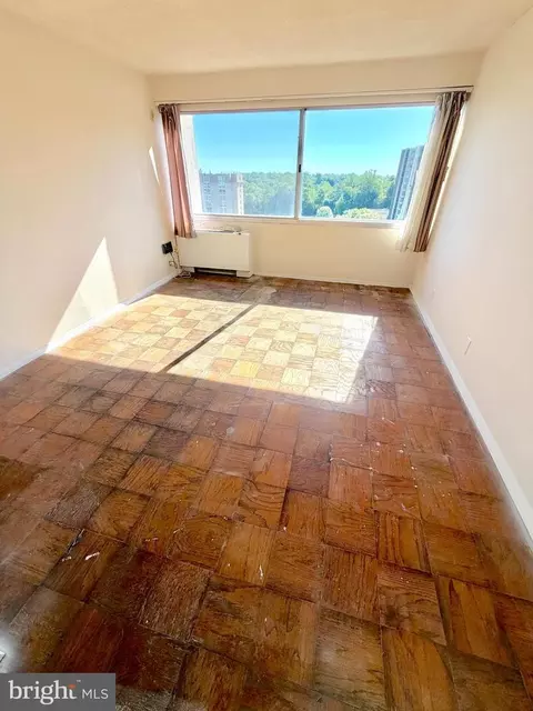 5500 Friendship Blvd #2105N, Chevy Chase, MD 20815