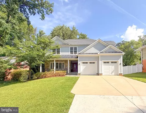 6403 Earlham Dr, Bethesda, MD 20817