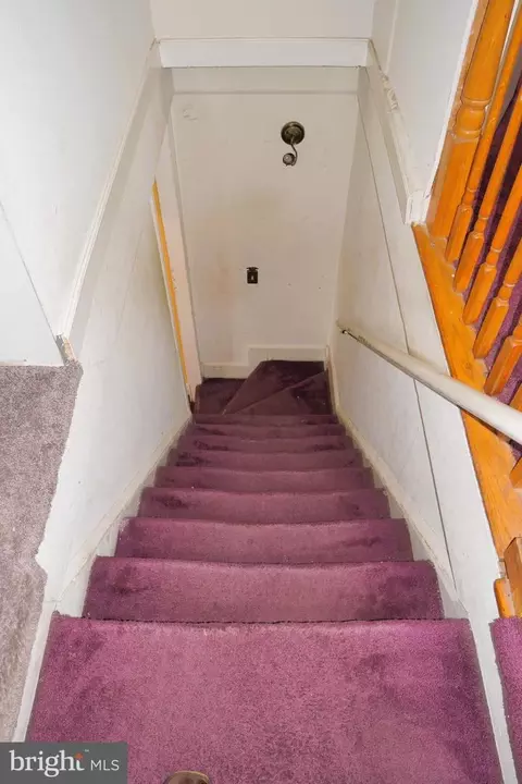 Entry Way - 809 Langley Dr, Silver Spring, MD 20901 photo 9 of 9