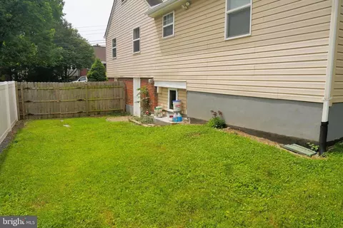 Exterior - 809 Langley Dr, Silver Spring, MD 20901 photo 4 of 5