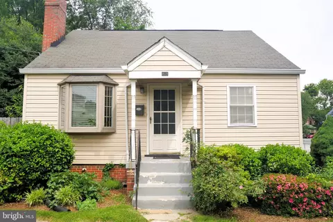 Exterior - 809 Langley Dr, Silver Spring, MD 20901 photo 2 of 5