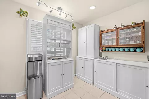 Kitchen - 632 Concerto Ln, Silver Spring, MD 20901 photo 2 of 4