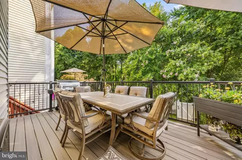 Exterior - 632 Concerto Ln, Silver Spring, MD 20901 photo 5 of 10