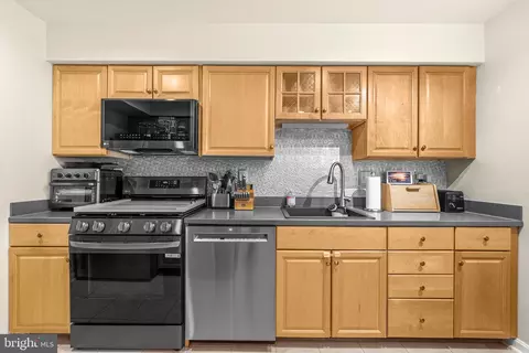 Kitchen - 632 Concerto Ln, Silver Spring, MD 20901 photo 1 of 4