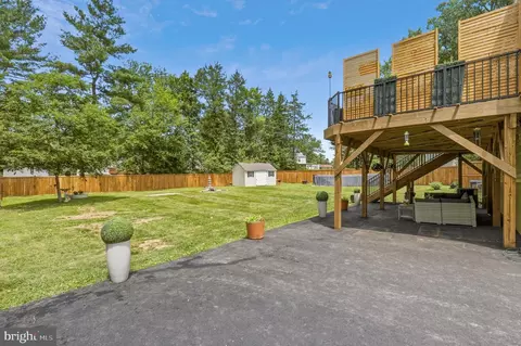 Exterior - 15304 Good Hope Rd, Silver Spring, MD 20905 photo 4 of 10