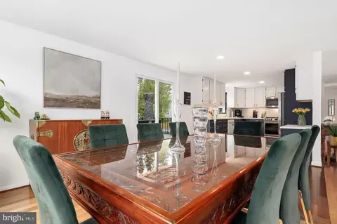 Dining - 15304 Good Hope Rd, Silver Spring, MD 20905 photo 2 of 2