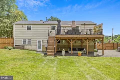Exterior - 15304 Good Hope Rd, Silver Spring, MD 20905 photo 8 of 10