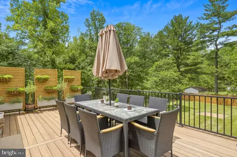 Exterior - 15304 Good Hope Rd, Silver Spring, MD 20905 photo 9 of 10