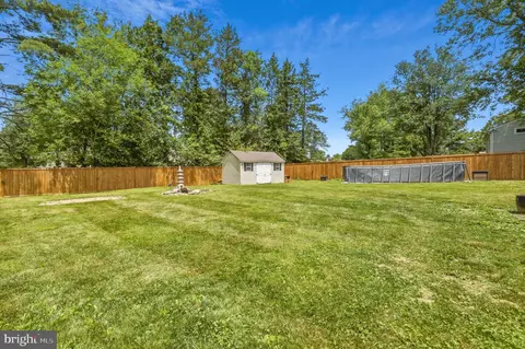 Exterior - 15304 Good Hope Rd, Silver Spring, MD 20905 photo 6 of 10