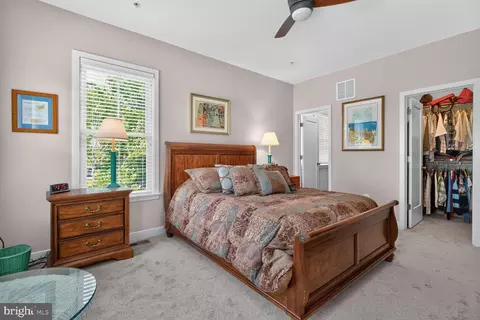 Bedroom - 8612 Springvale Rd, Silver Spring, MD 20910 photo 2 of 4