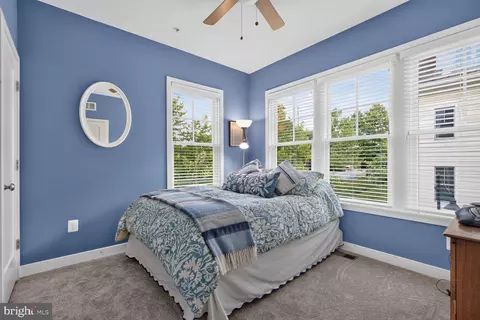 Bedroom - 8612 Springvale Rd, Silver Spring, MD 20910 photo 3 of 4