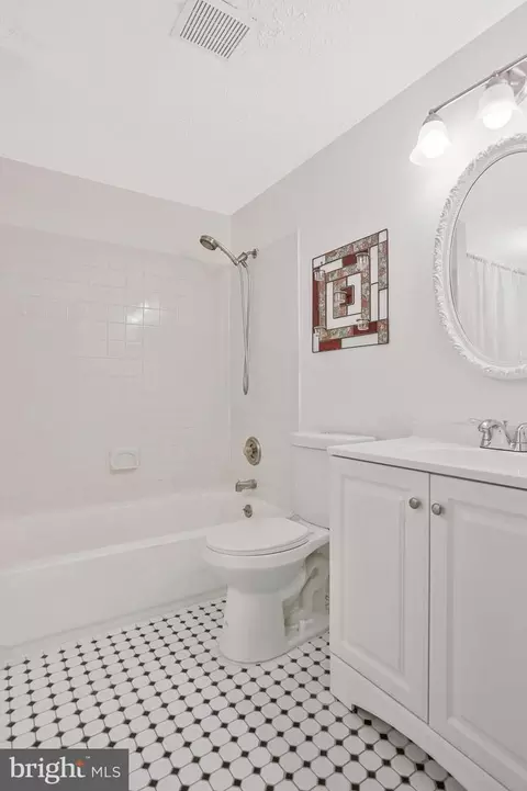 Bath - 2837 Shepperton Ter, Silver Spring, MD 20904 photo 2 of 6