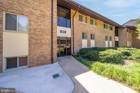 9910 Walker House Rd #9910-4, Montgomery Village, MD 20886