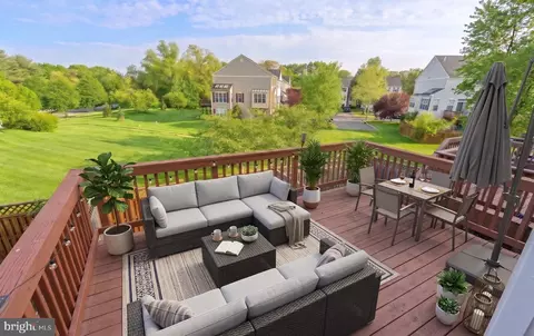 7804 Yankee Harbor Dr, Montgomery Village, MD 20886