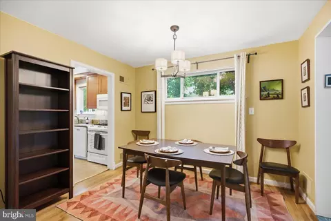 Dining - 10802 Lockridge Dr, Silver Spring, MD 20901 photo 2 of 2