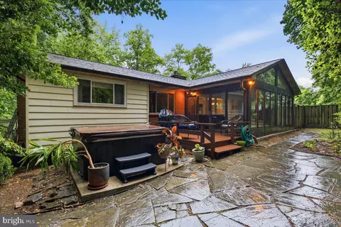 Exterior - 10802 Lockridge Dr, Silver Spring, MD 20901 photo 7 of 7