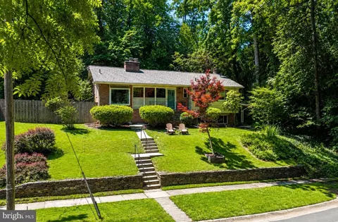 10802 Lockridge Dr, Silver Spring, MD 20901