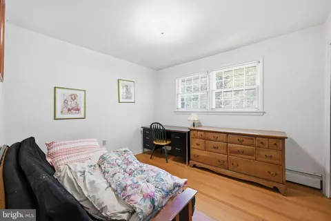 Bedroom - 12201 Greenridge Dr, Boyds, MD 20841 photo 1 of 5