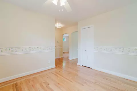10200 Duvawn Pl, Silver Spring, MD 20902 photo 12