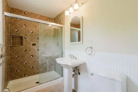 10200 Duvawn Pl, Silver Spring, MD 20902 photo 28