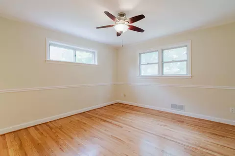 10200 Duvawn Pl, Silver Spring, MD 20902 photo 13