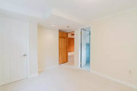 10200 Duvawn Pl, Silver Spring, MD 20902 photo 34