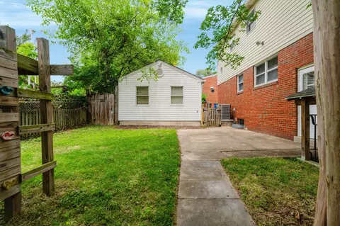 10200 Duvawn Pl, Silver Spring, MD 20902 photo 39