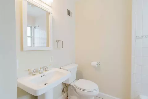 10200 Duvawn Pl, Silver Spring, MD 20902 photo 15