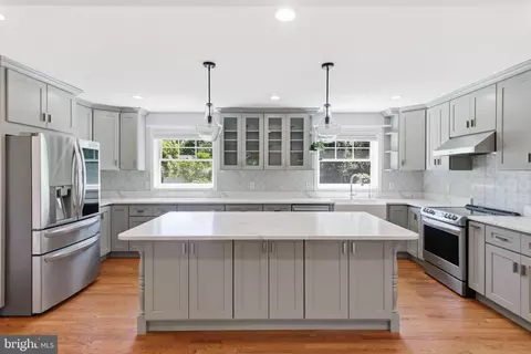 Kitchen - 6012 Overlea Rd, Bethesda, MD 20816 photo 3 of 7