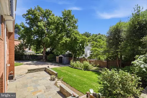 Exterior - 6012 Overlea Rd, Bethesda, MD 20816 photo 5 of 6