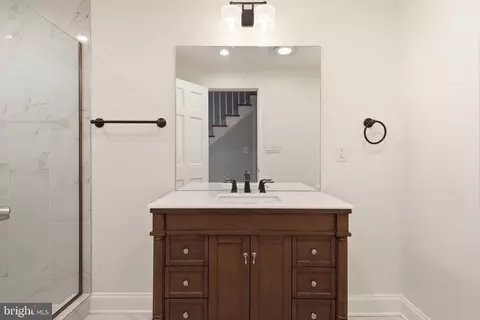 Bath - 6012 Overlea Rd, Bethesda, MD 20816 photo 4 of 4