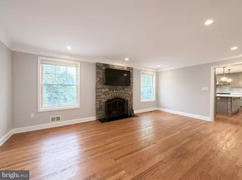 Living - 6012 Overlea Rd, Bethesda, MD 20816 photo 7 of 17