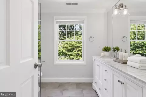 Bath - 6012 Overlea Rd, Bethesda, MD 20816 photo 3 of 4