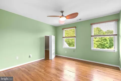 Bedroom - 19930 White Ground Rd, Boyds, MD 20841 photo 4 of 6