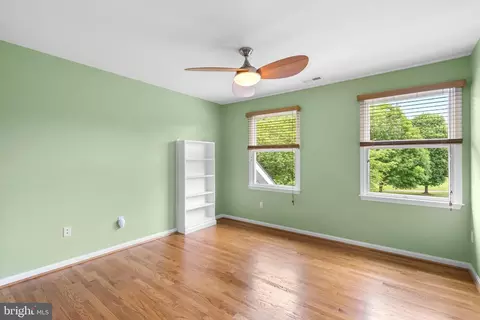Bedroom - 19930 White Ground Rd, Boyds, MD 20841 photo 3 of 6